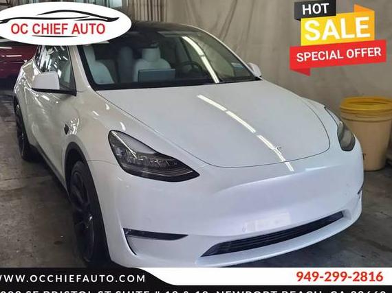 TESLA MODEL Y 2022 7SAYGDEEXNF458814 image